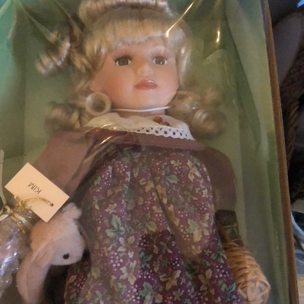 A Connoisseur Collection Seymour Mann “Kim” Doll
